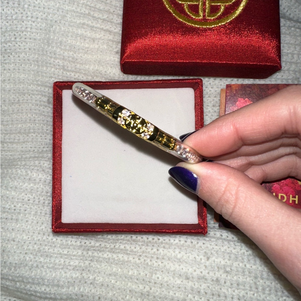 🆕💎 BuDhaGirl Mixed Metal All Weather Solo Bangle - Three Queens - Clear Crystal - Picture 10 of 16